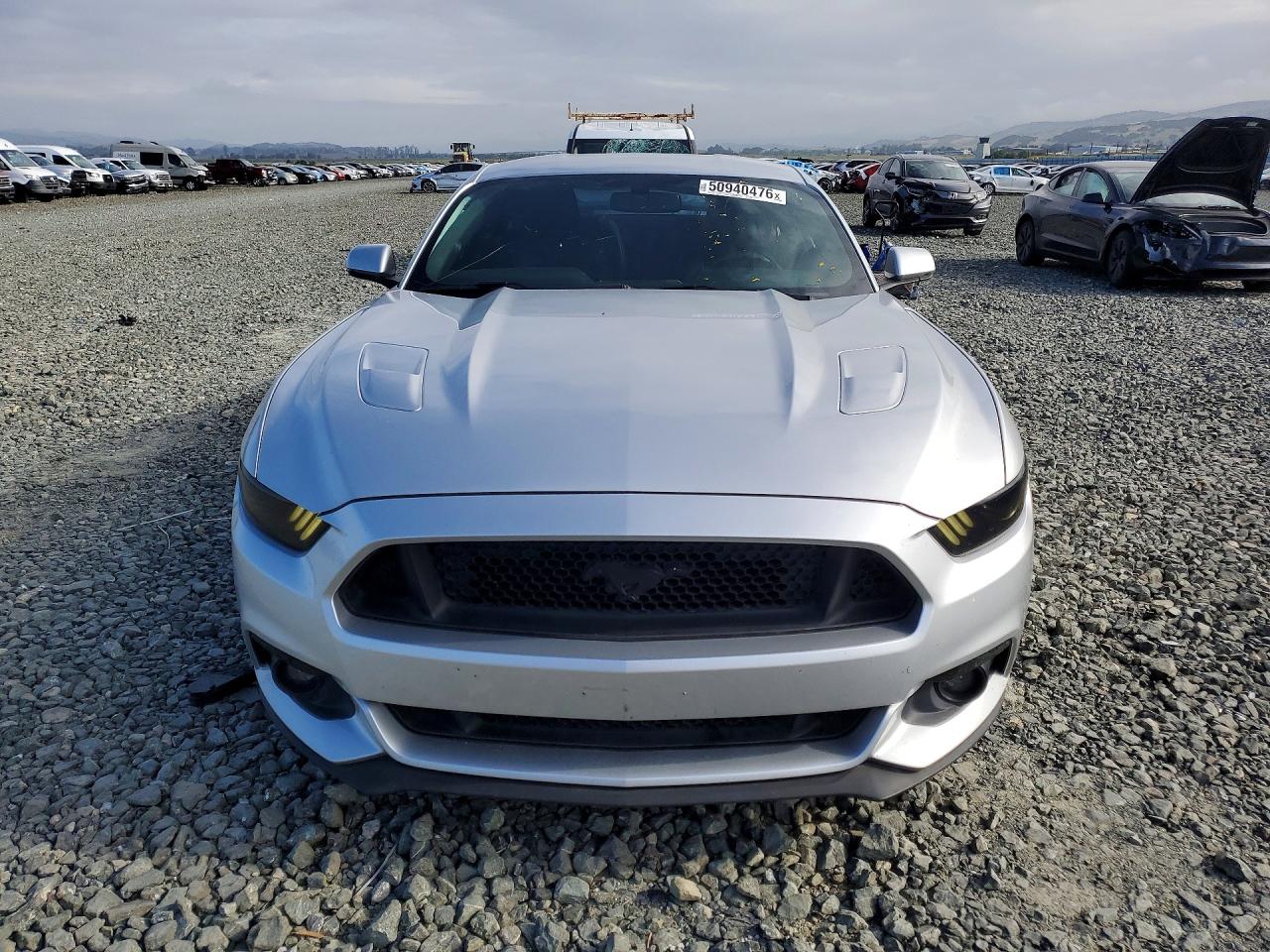 FORD MUSTANG 2017 — 6