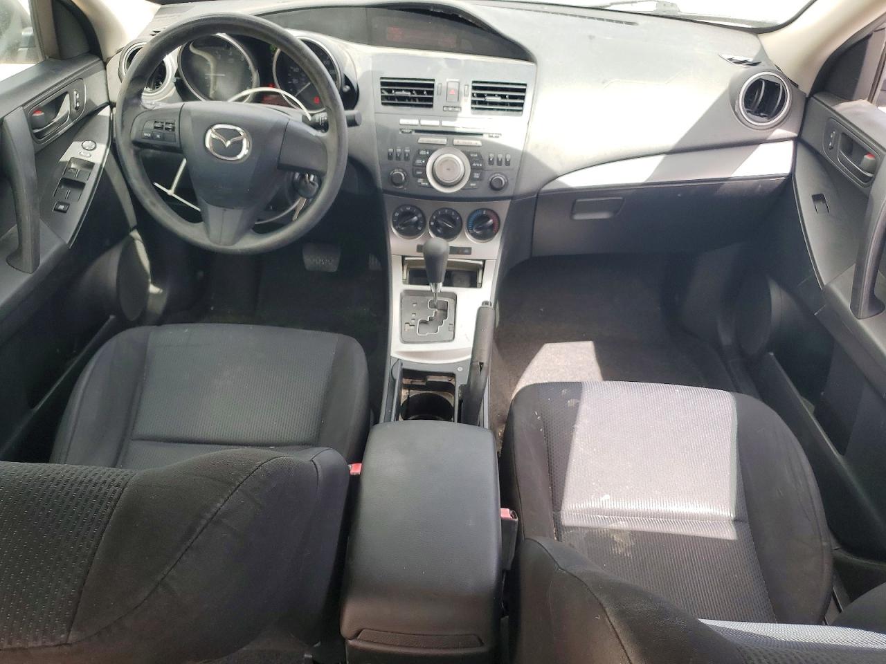 MAZDA 3 2011 — 9