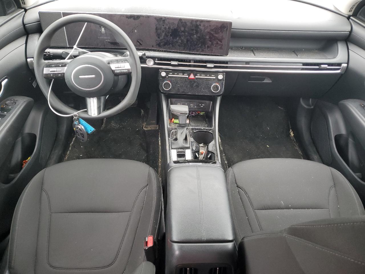 HYUNDAI TUCSON 2025 — 9