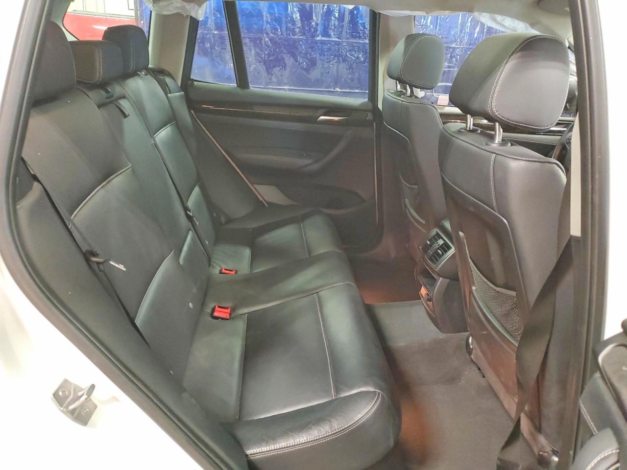 BMW X3 2014 — 12