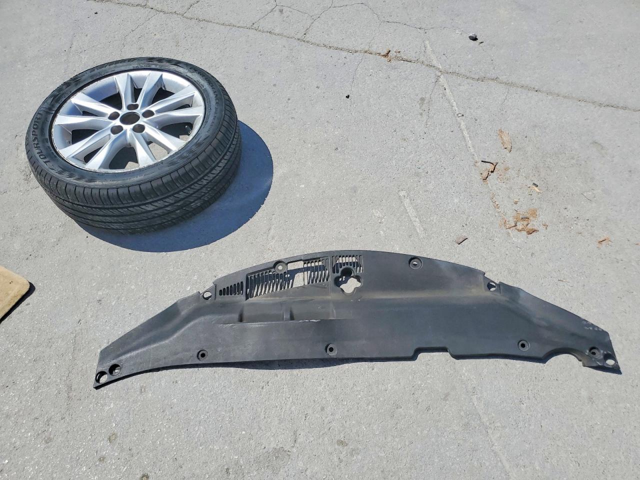 LEXUS ES 2010 — 13