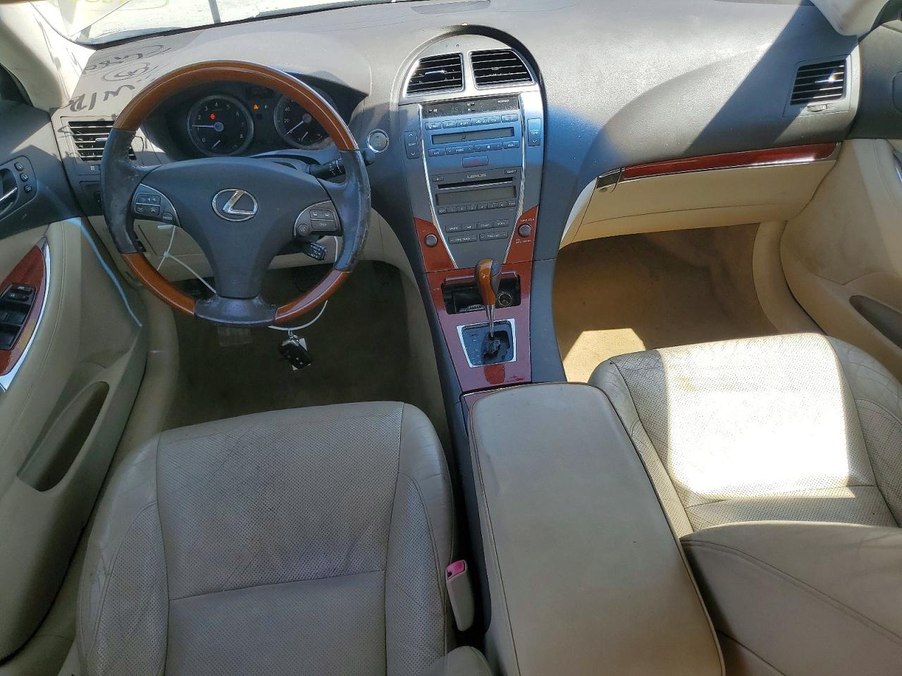 LEXUS ES 2010 — 9