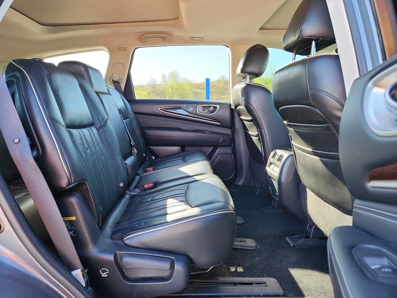 INFINITI QX60 2017 — 12