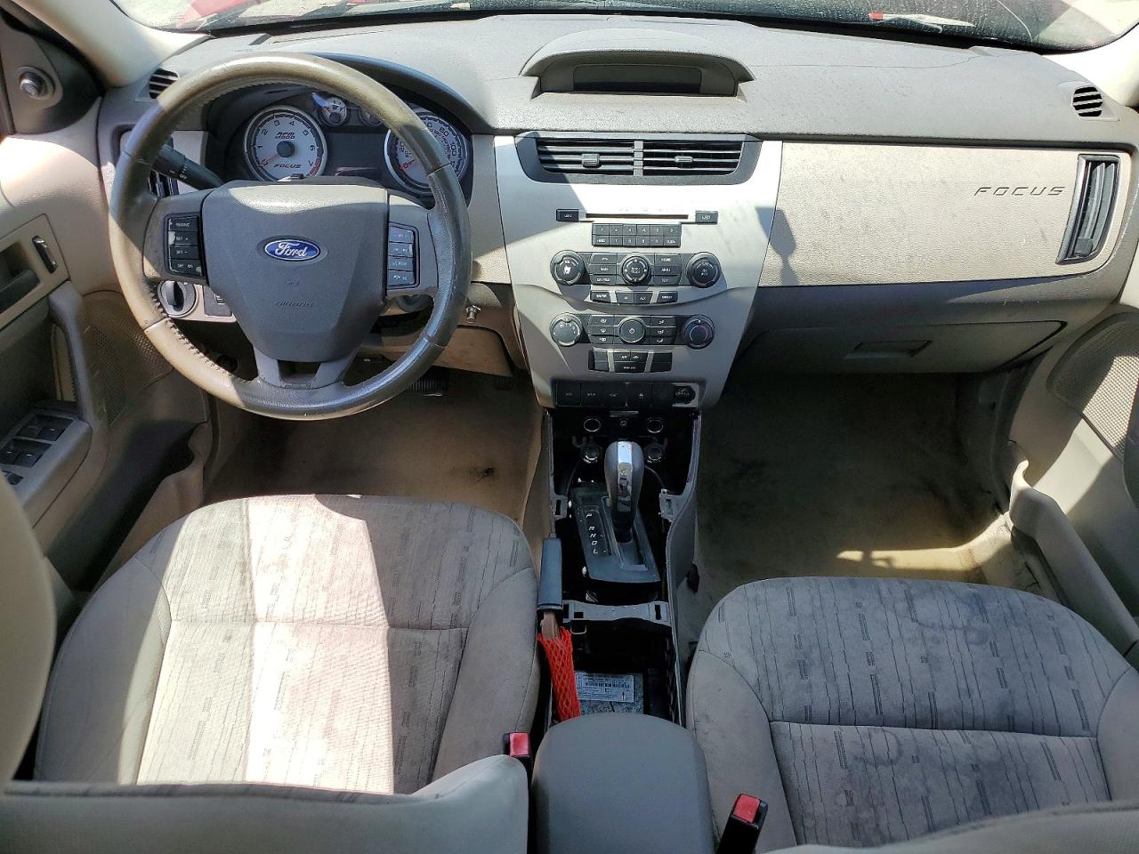 FORD FOCUS 2011 — 9