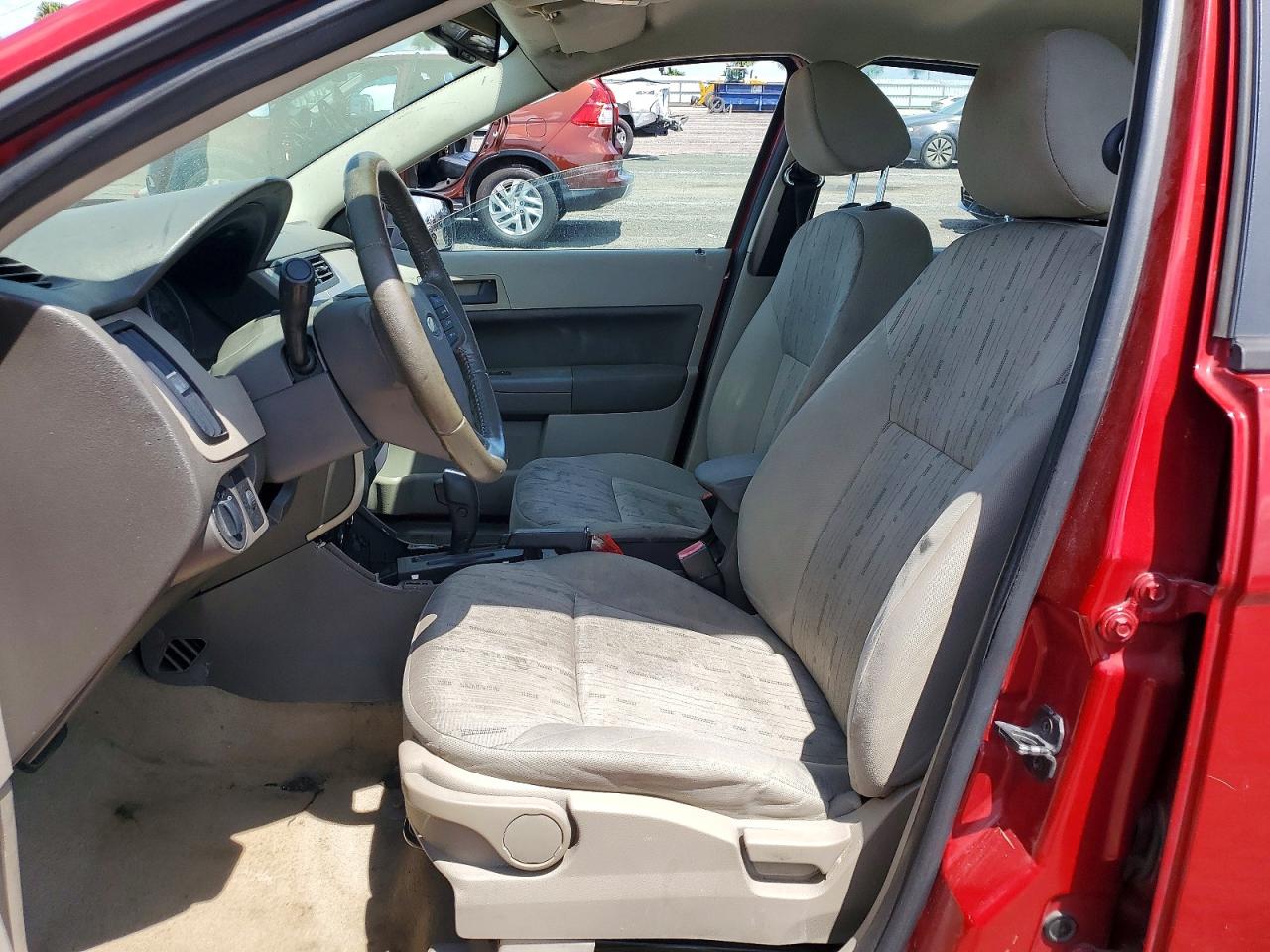 FORD FOCUS 2011 — 8