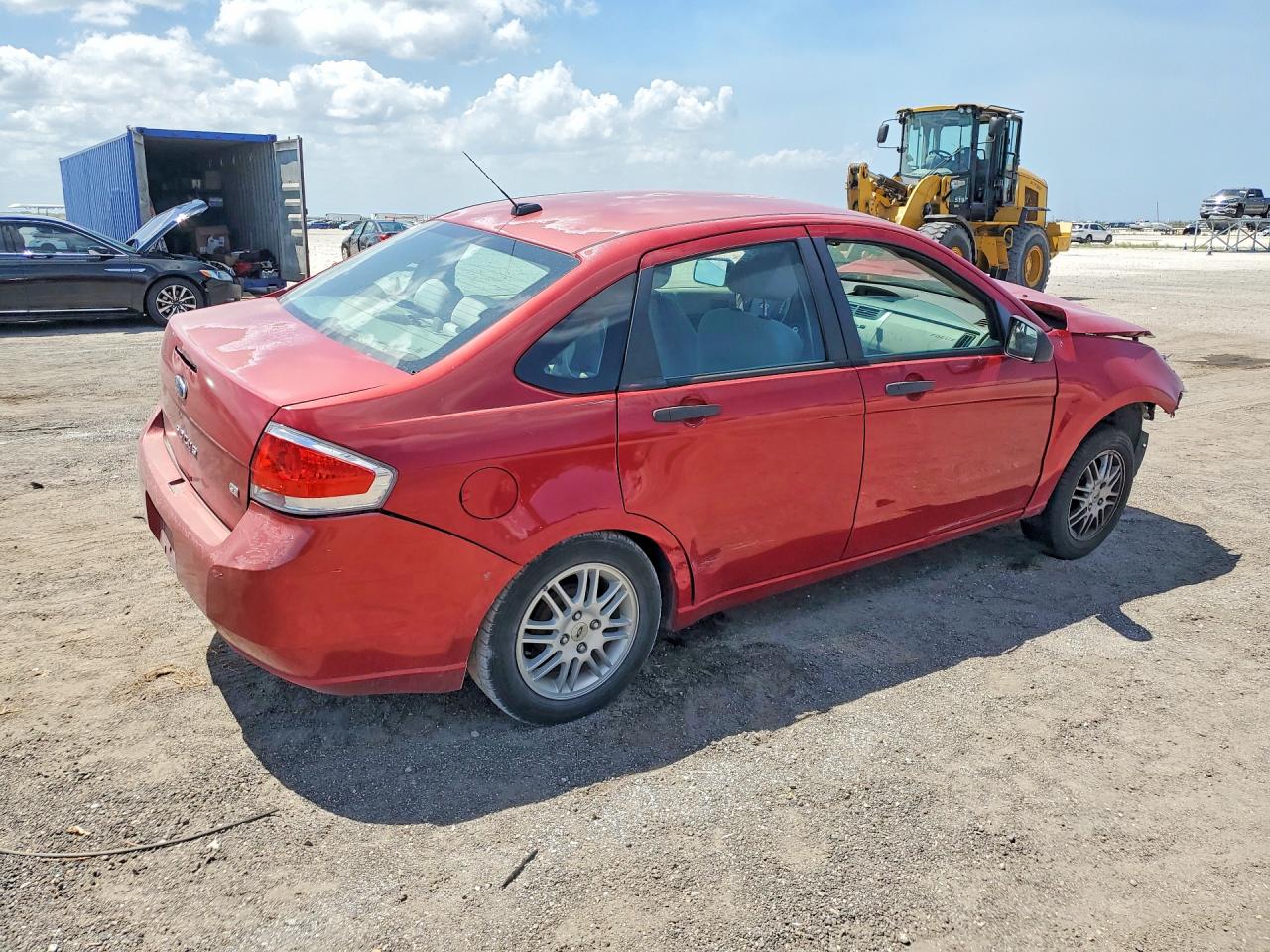 FORD FOCUS 2011 — 4