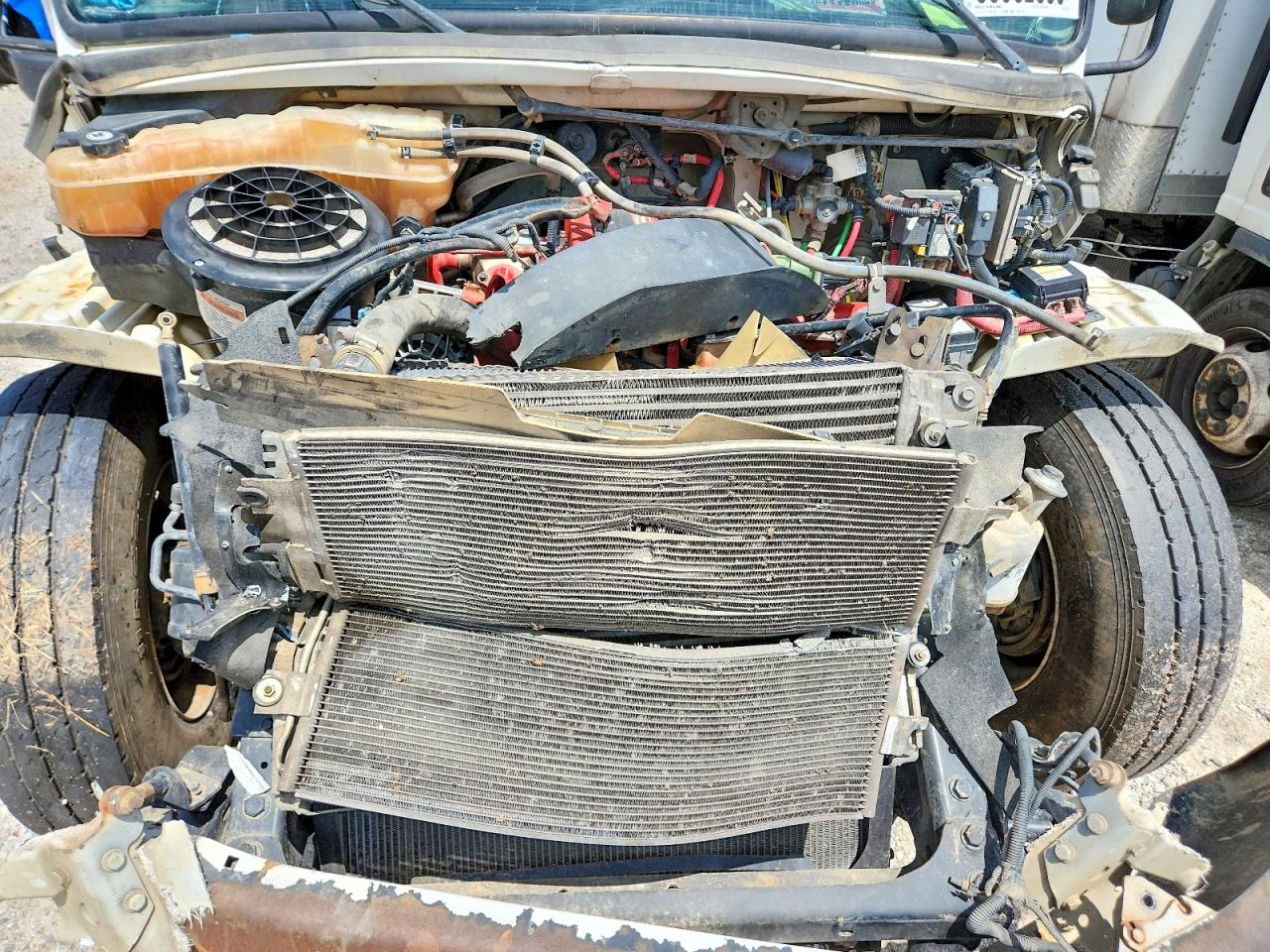 FREIGHTLINER M2 2013 — 13