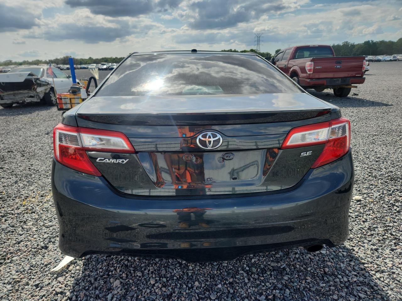 TOYOTA CAMRY 2013 — 7