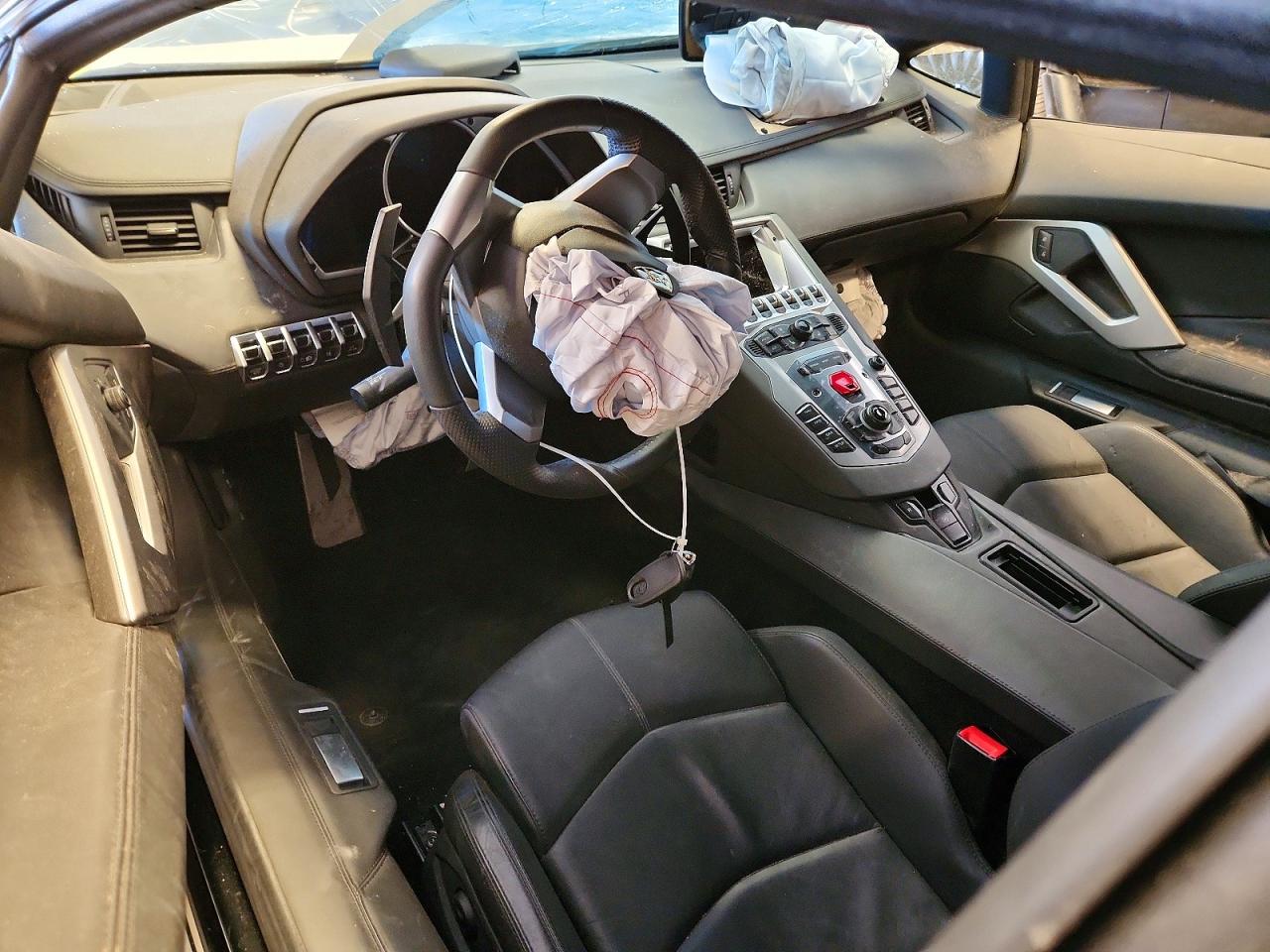 LAMBORGHINI AVENTADOR 2013 — 9