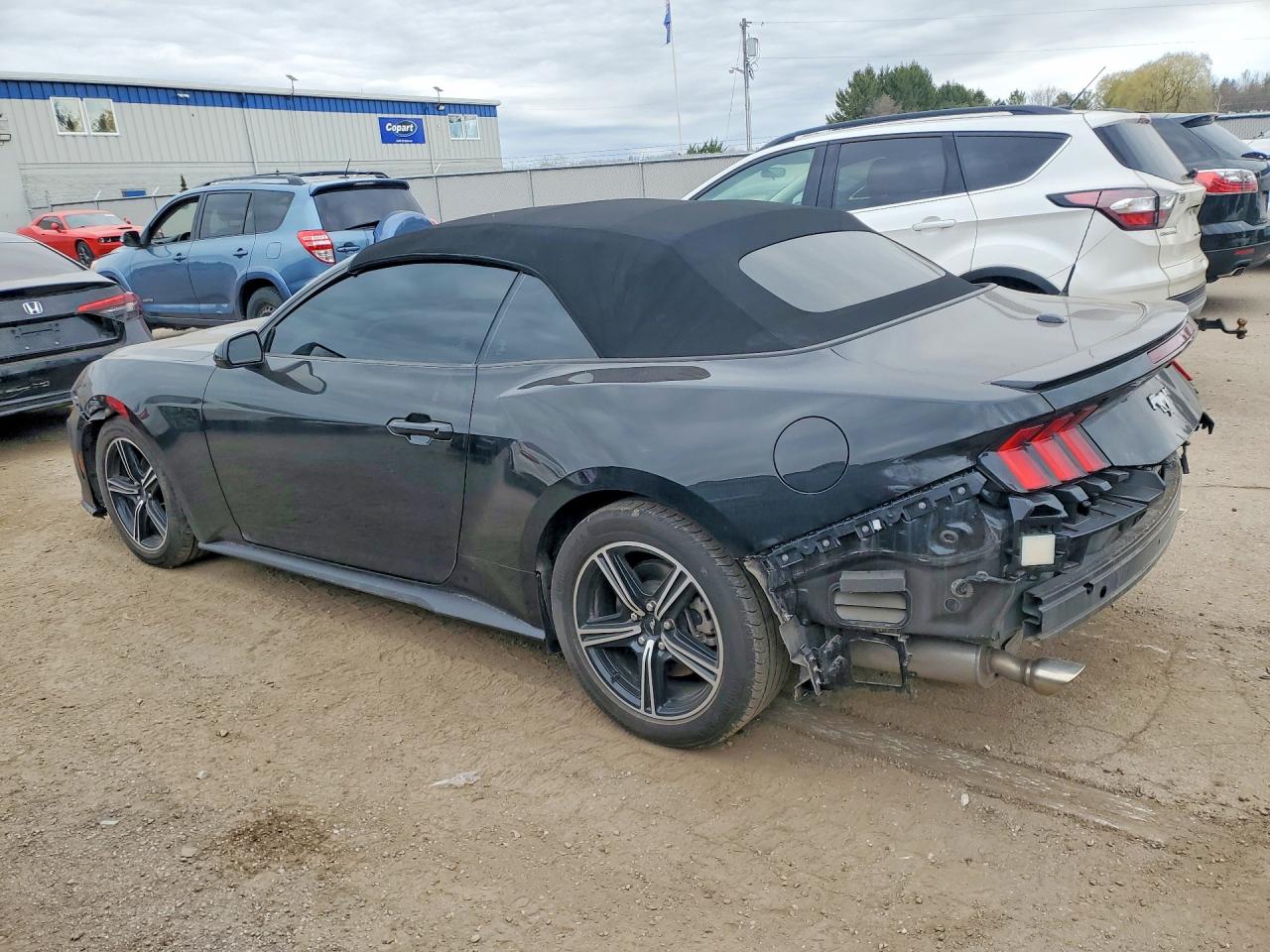 FORD MUSTANG 2024 — 3