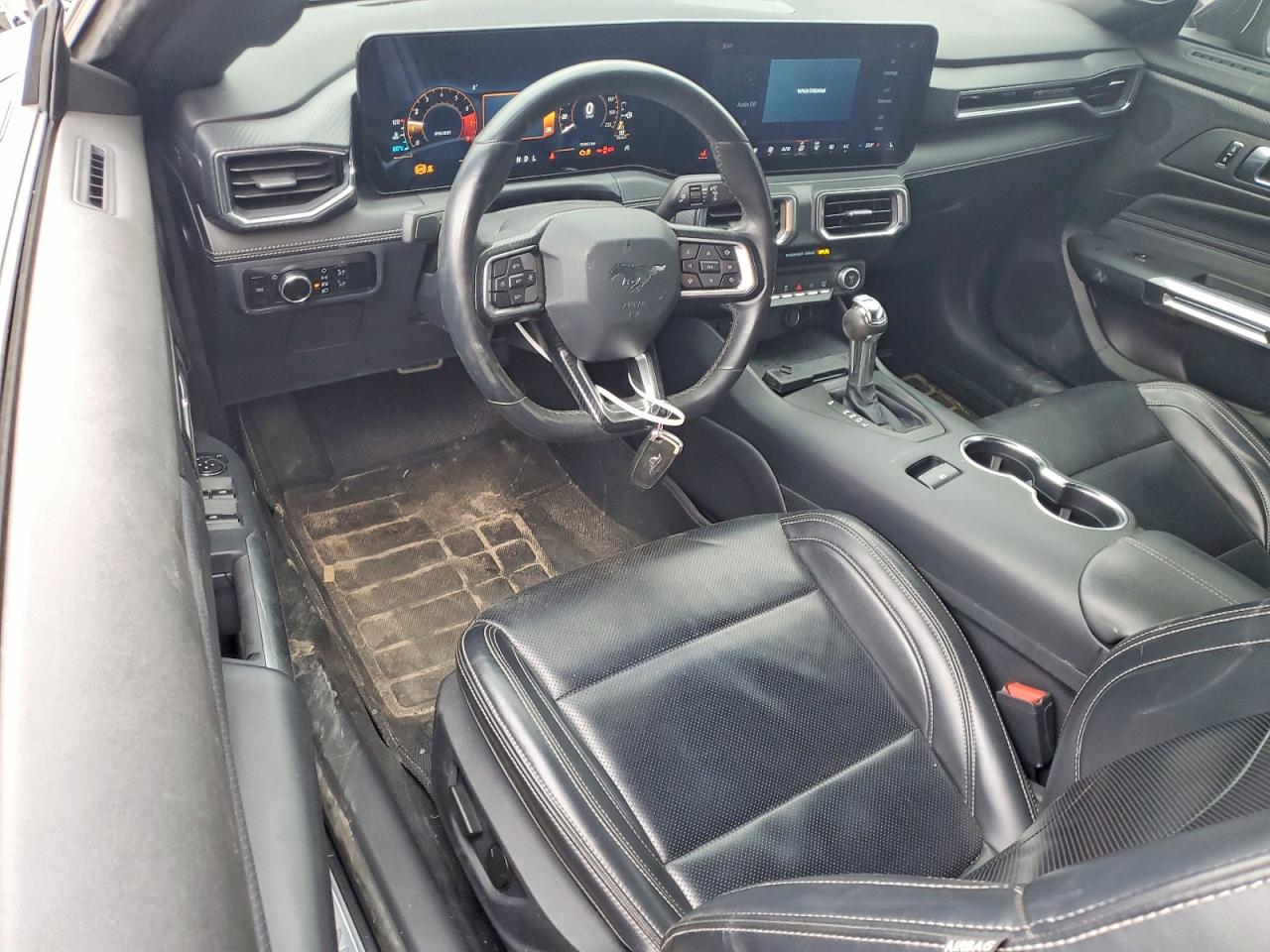FORD MUSTANG 2024 — 9
