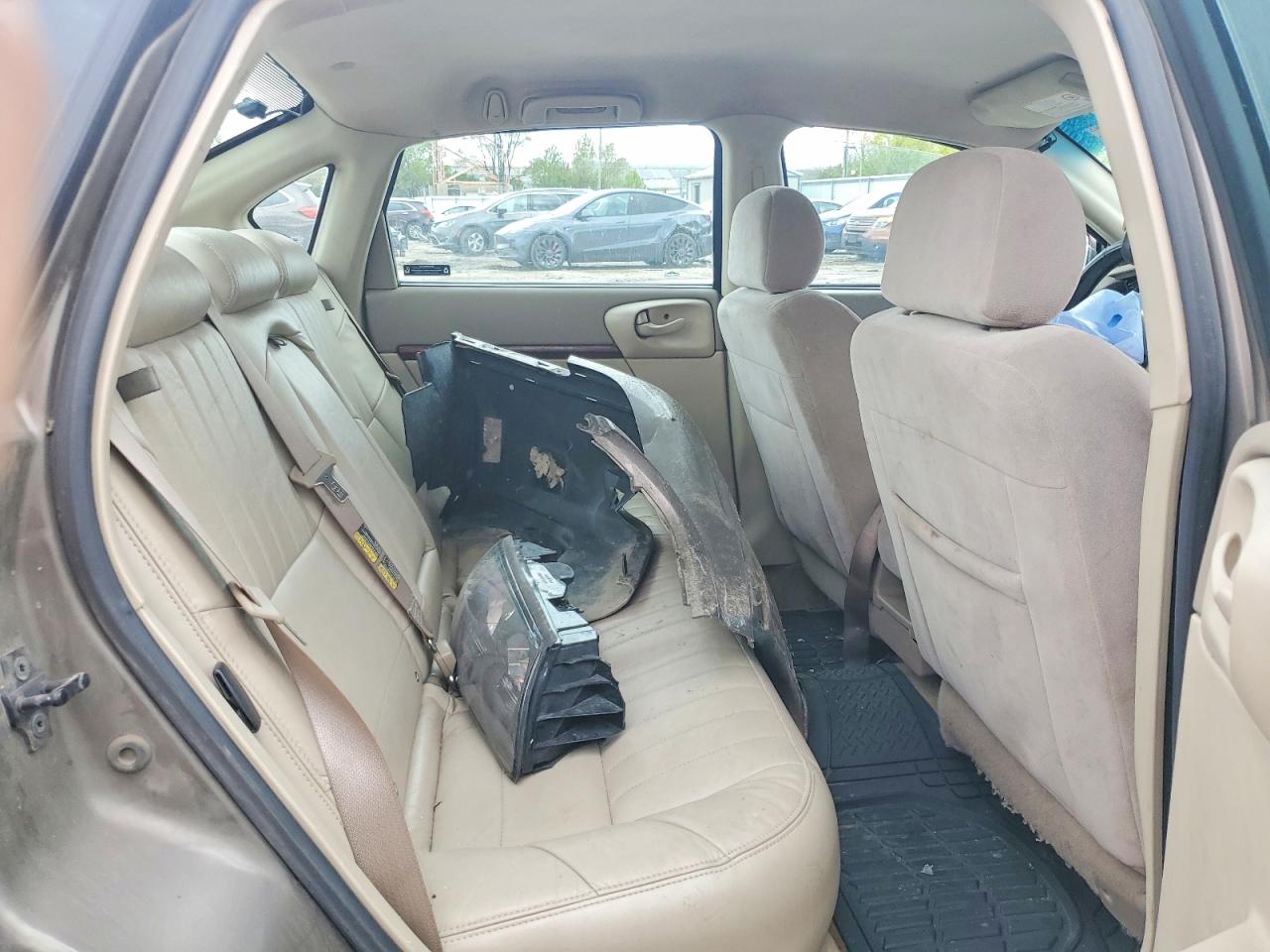 CHEVROLET IMPALA 2002 — 11