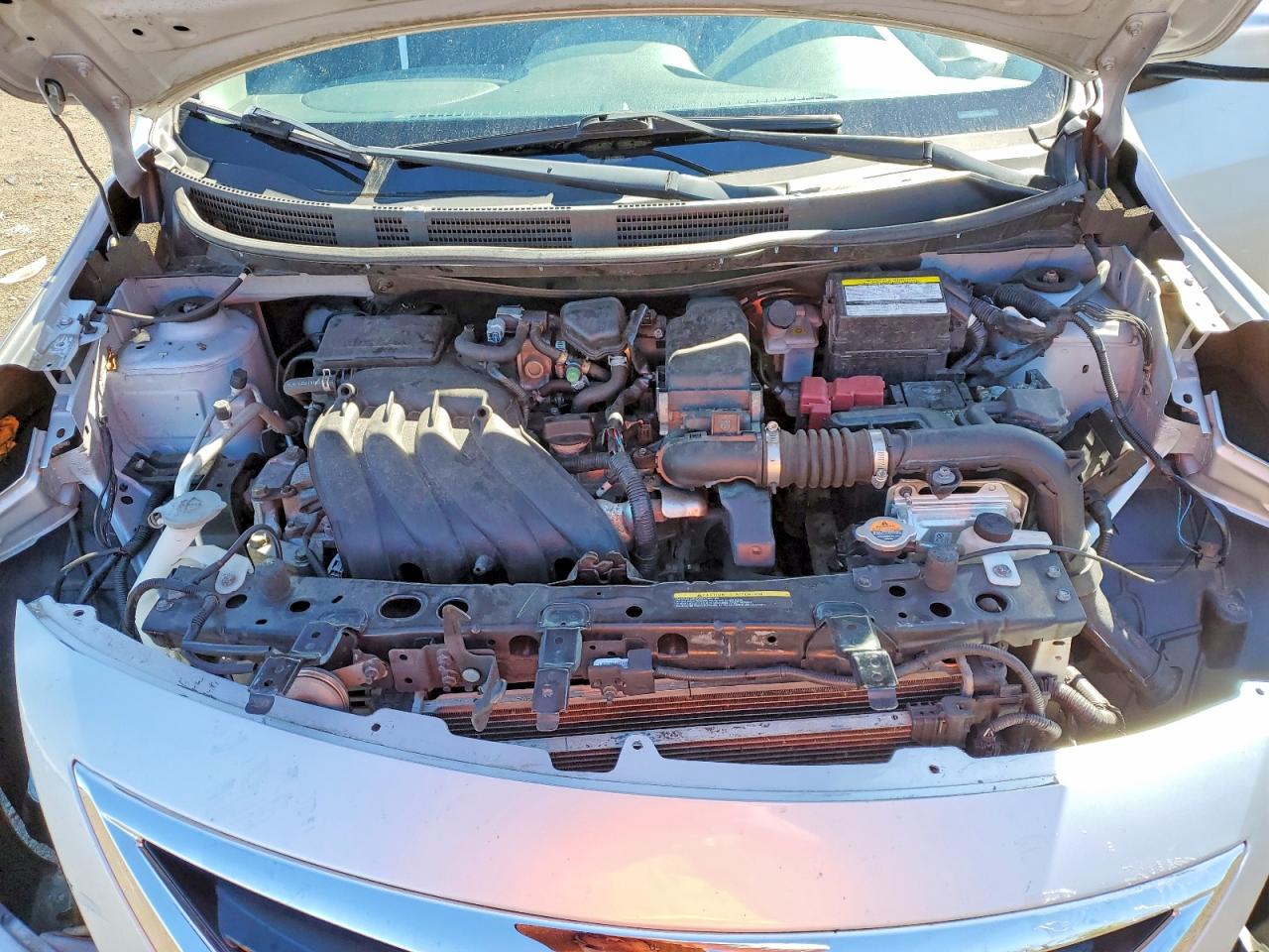 NISSAN VERSA 2018 — 12