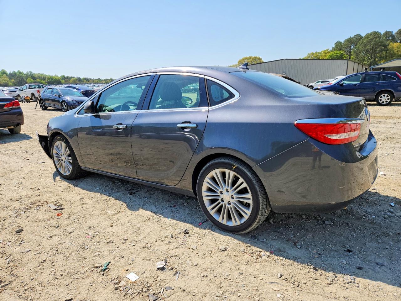 BUICK VERANO 2013 — 3