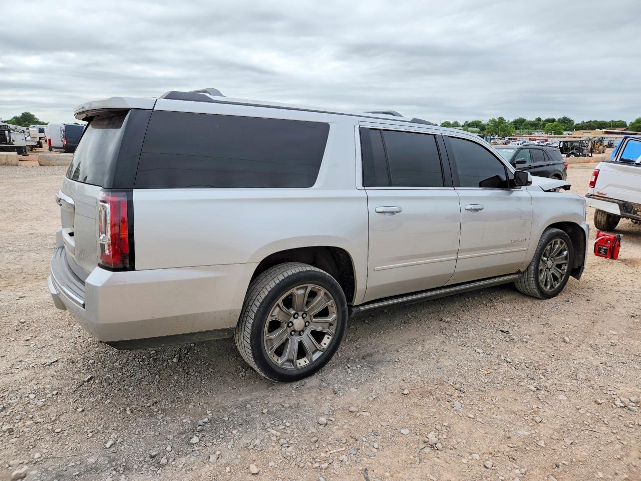 GMC YUKON 2016 — 4