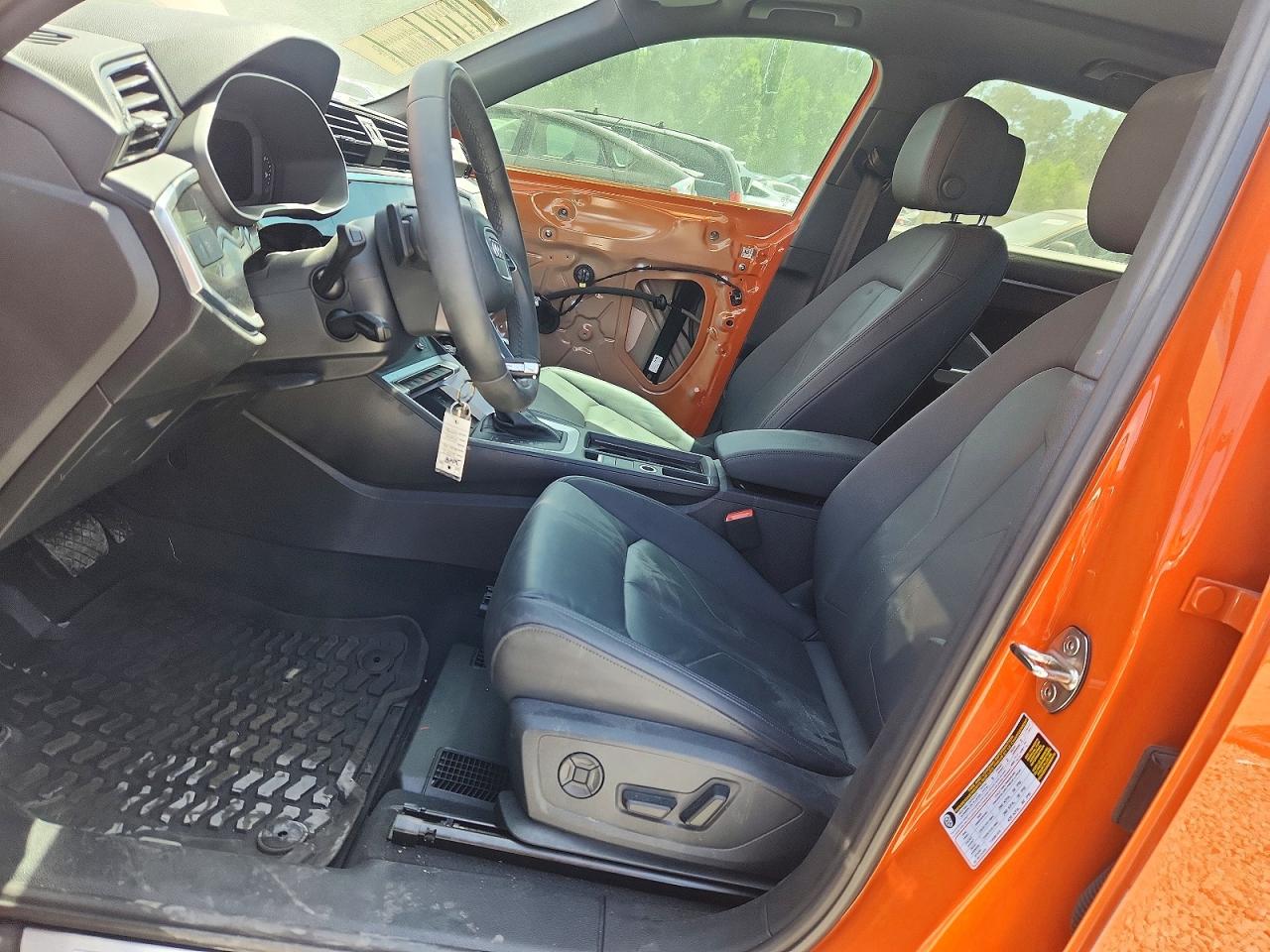 AUDI Q3 2025 — 8