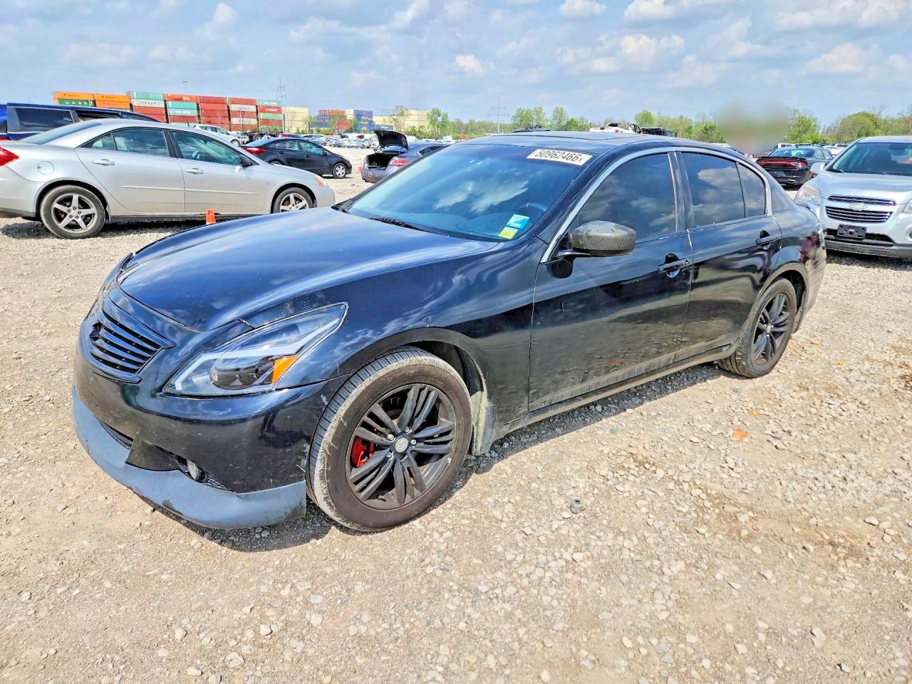 INFINITI G37 SEDAN 2013 — 2