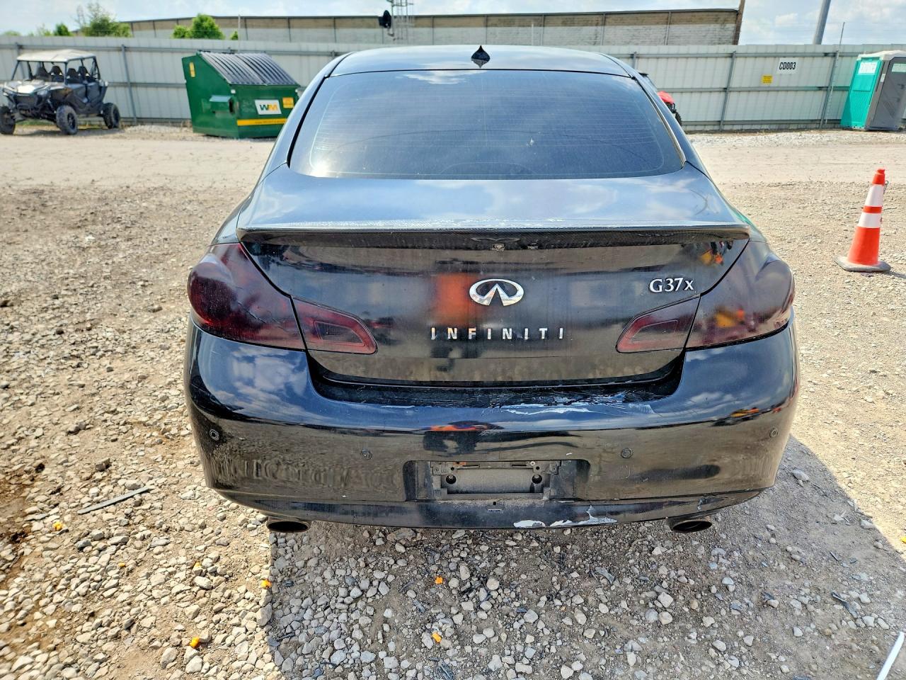 INFINITI G37 SEDAN 2013 — 7