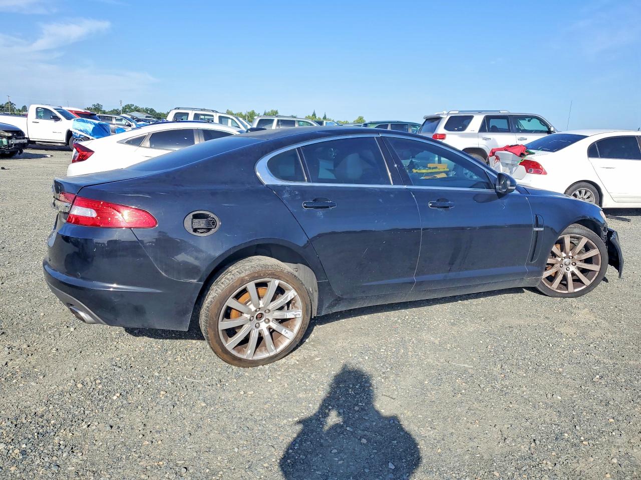 JAGUAR XF 2010 — 4