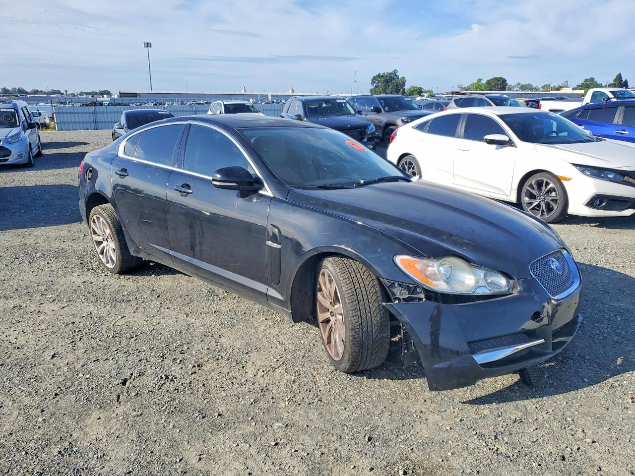JAGUAR XF 2010 — 5