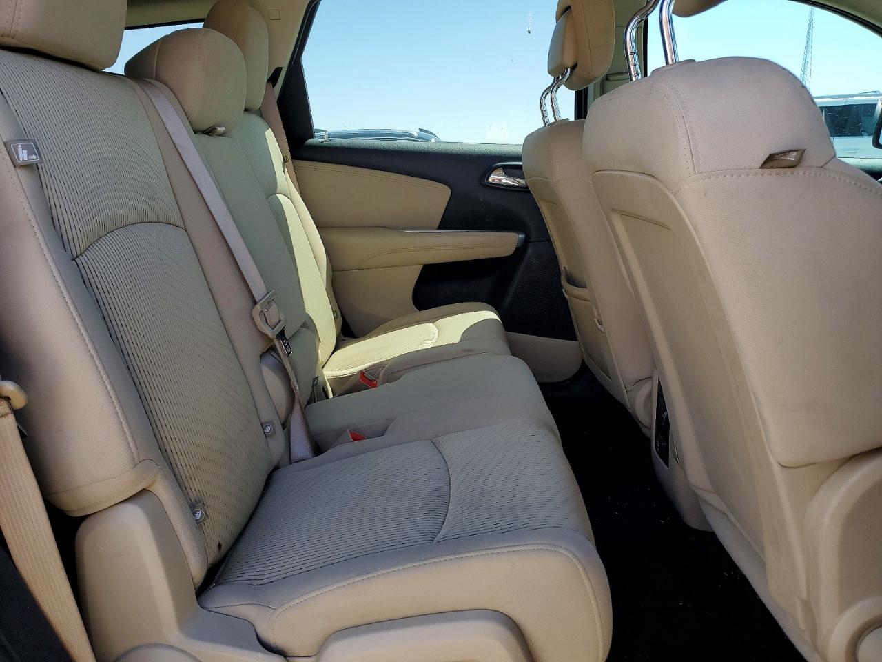 DODGE JOURNEY 2012 — 12