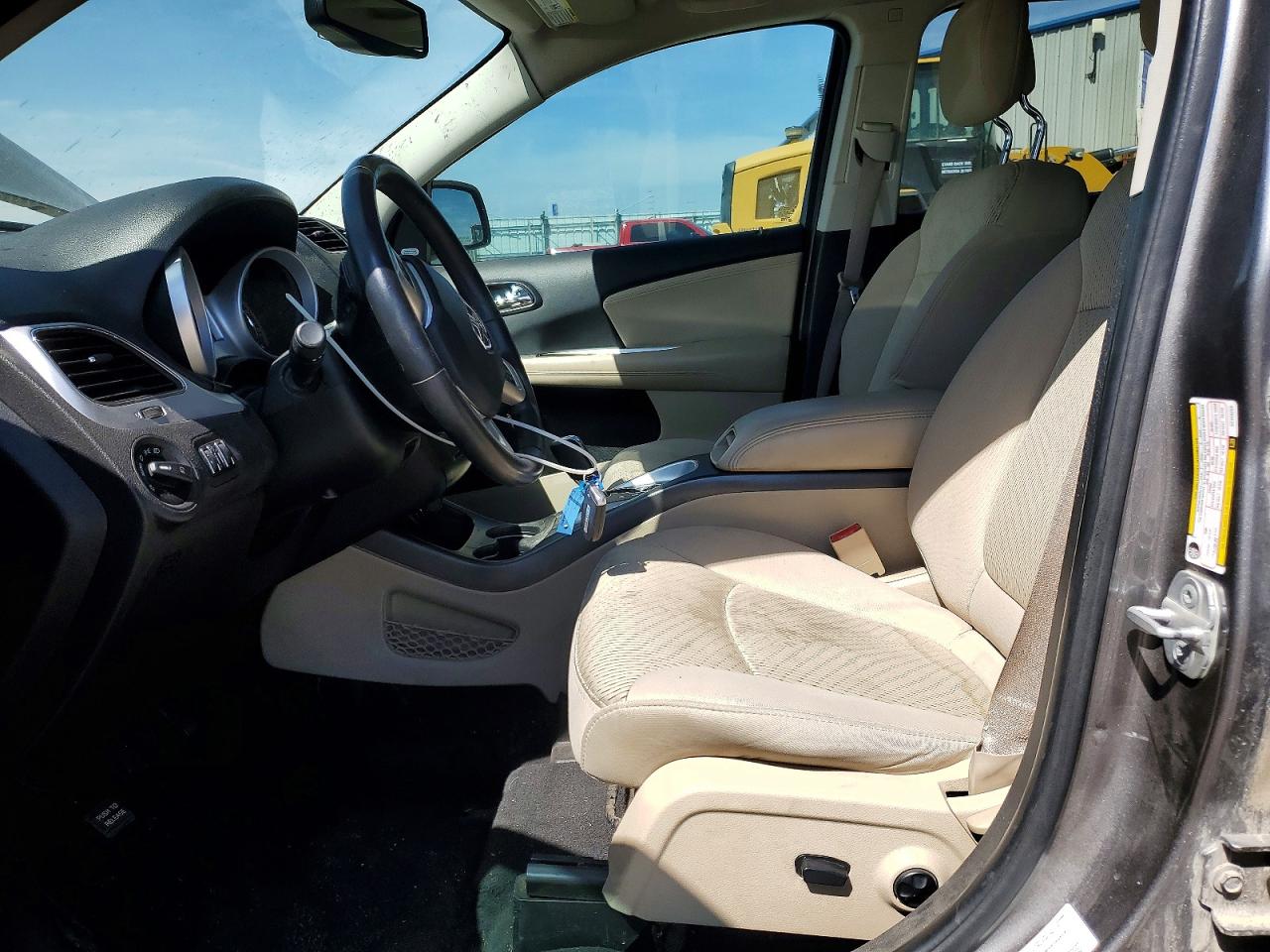 DODGE JOURNEY 2012 — 8