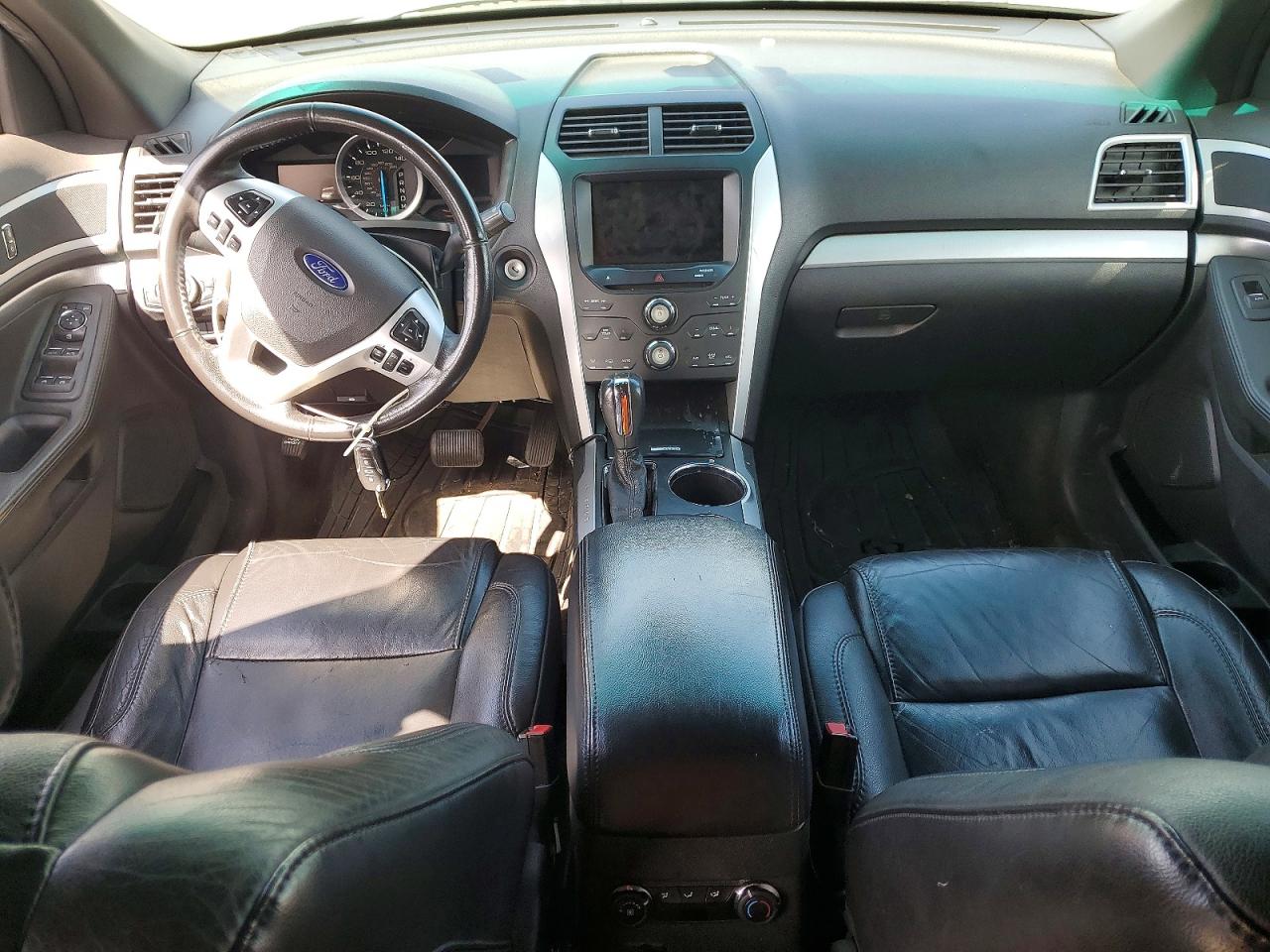FORD EXPLORER 2012 — 9