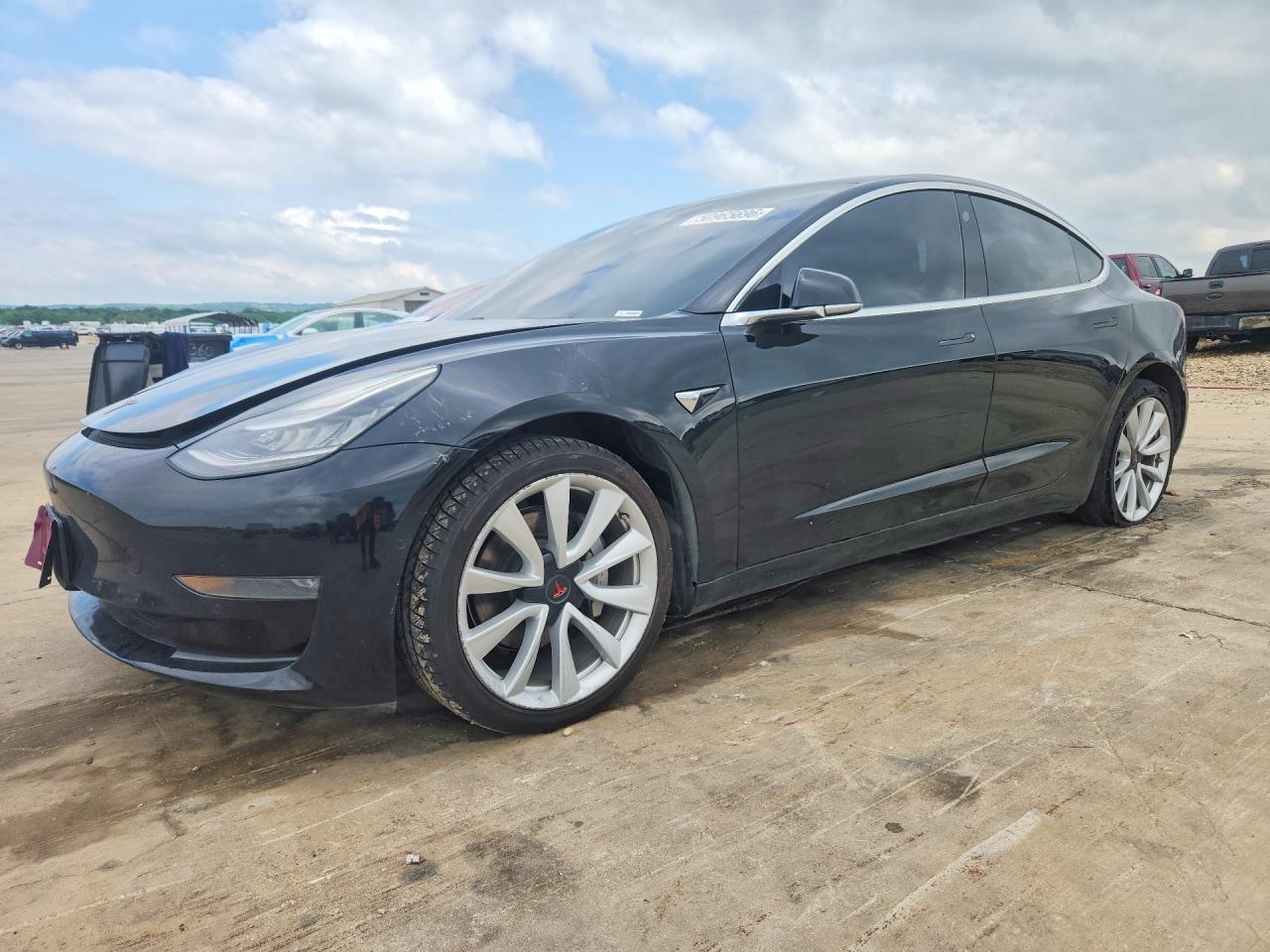 TESLA MODEL 3 2019 — 2