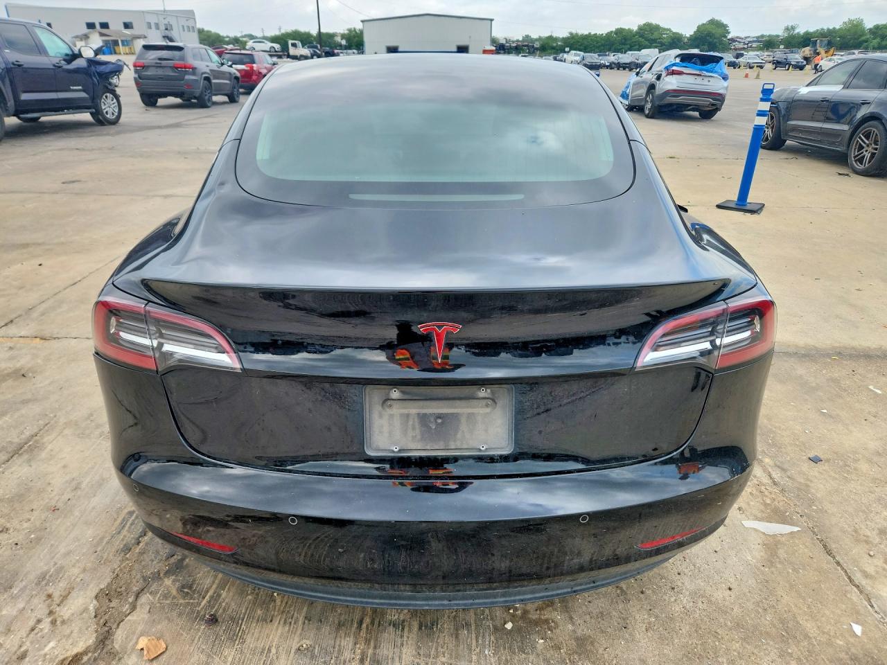 TESLA MODEL 3 2019 — 7