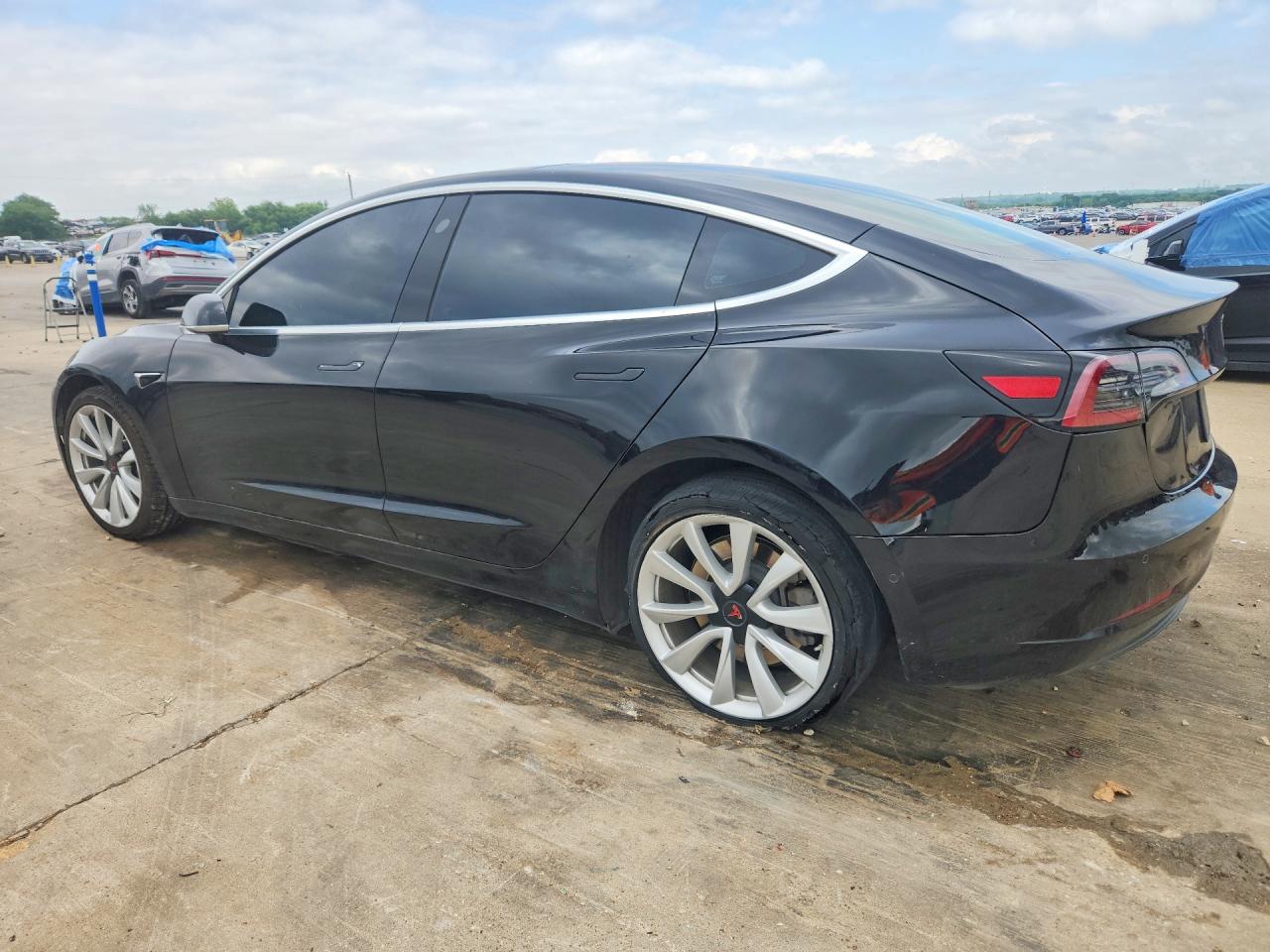 TESLA MODEL 3 2019 — 3