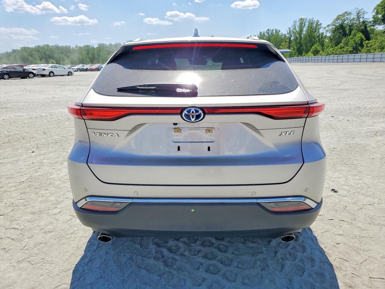 TOYOTA VENZA 2023 — 7