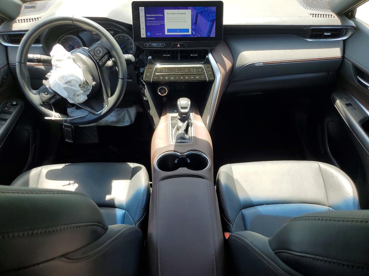 TOYOTA VENZA 2023 — 9