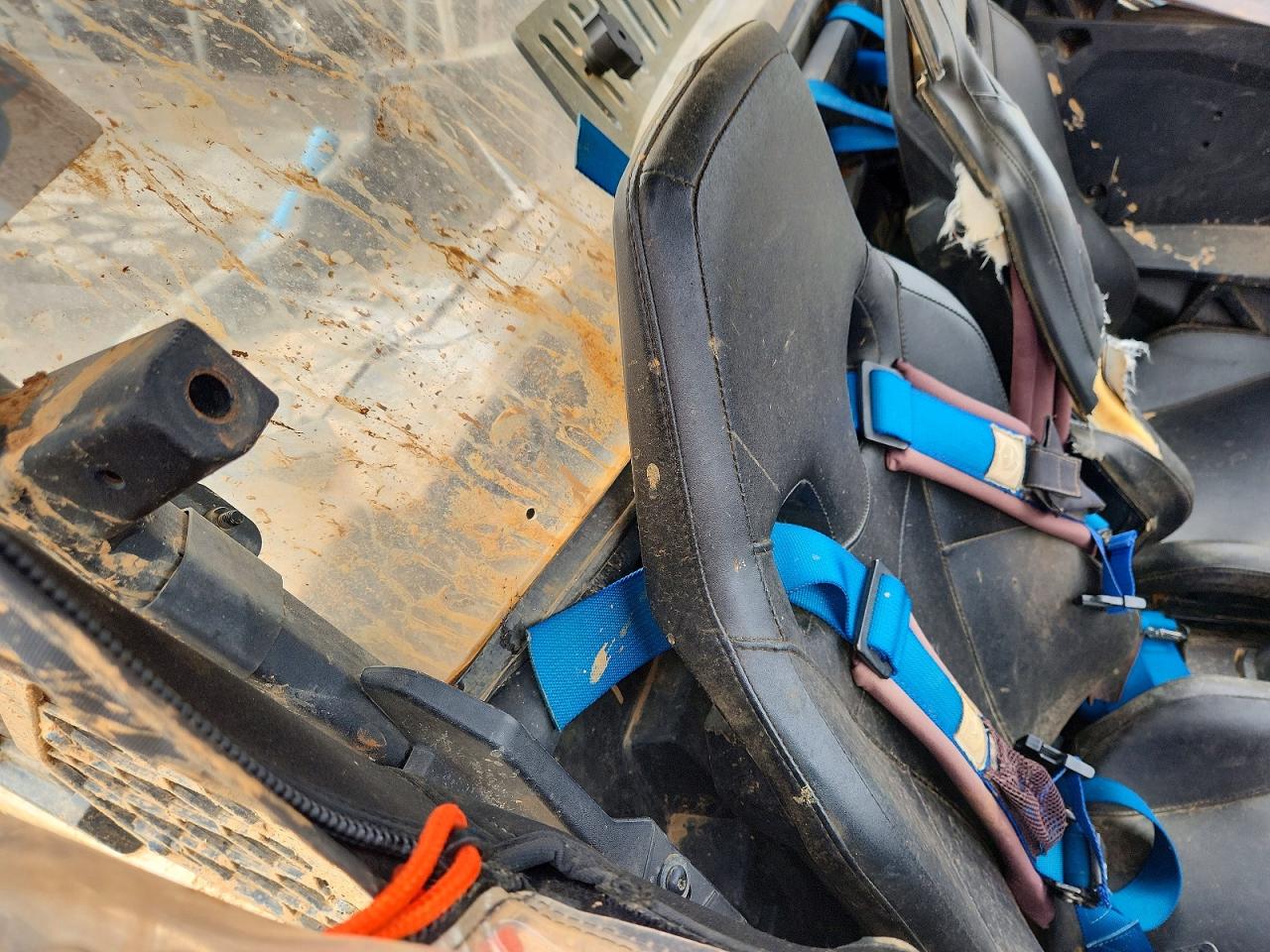CAN-AM MAVERICK SPORT 2019 — 7