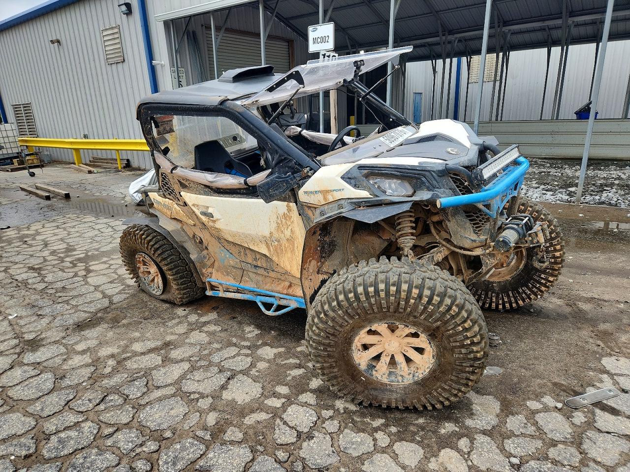 CAN-AM MAVERICK SPORT 2019 — 2