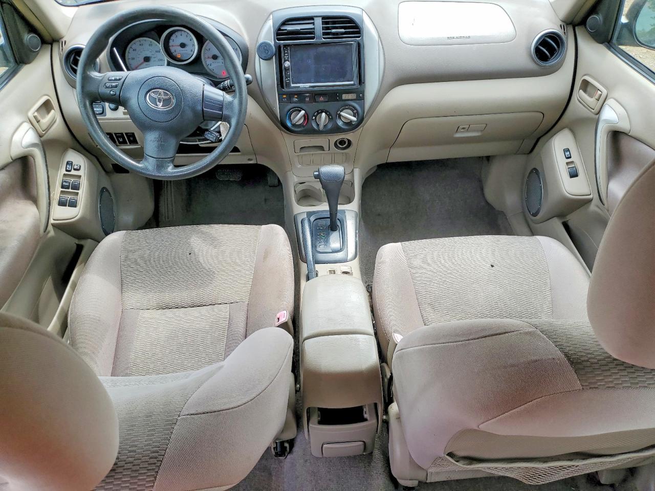 TOYOTA RAV 4 2004 — 9
