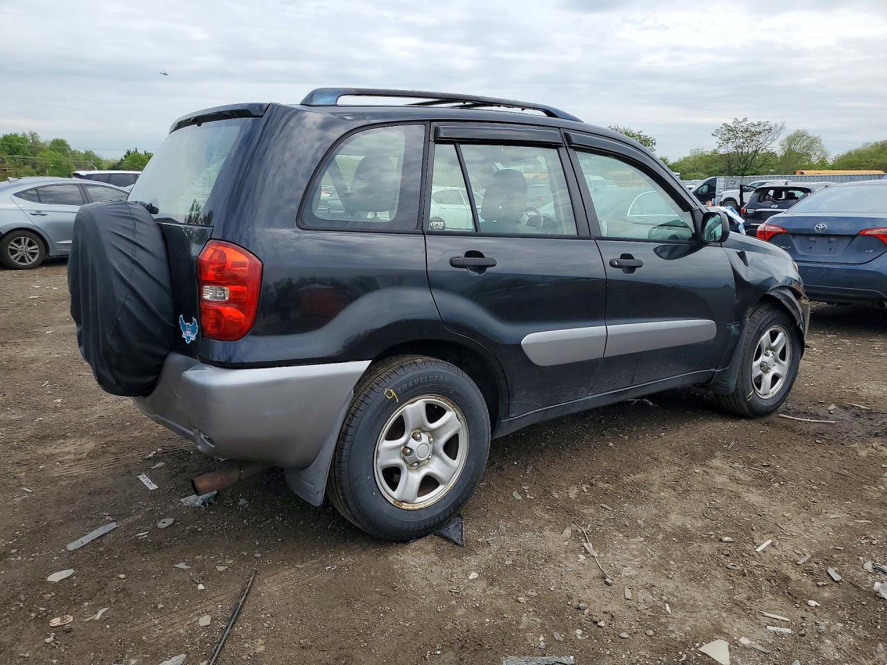 TOYOTA RAV 4 2004 — 4