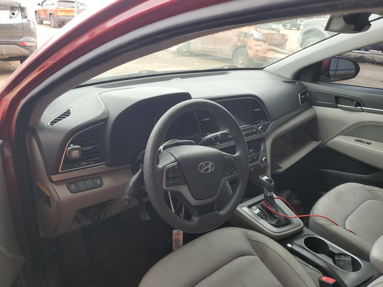 HYUNDAI ELANTRA 2017 — 10