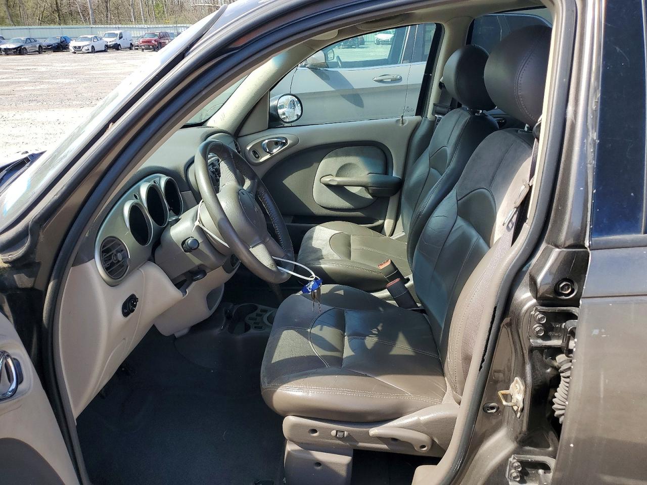 CHRYSLER PT CRUISER 2001 — 8
