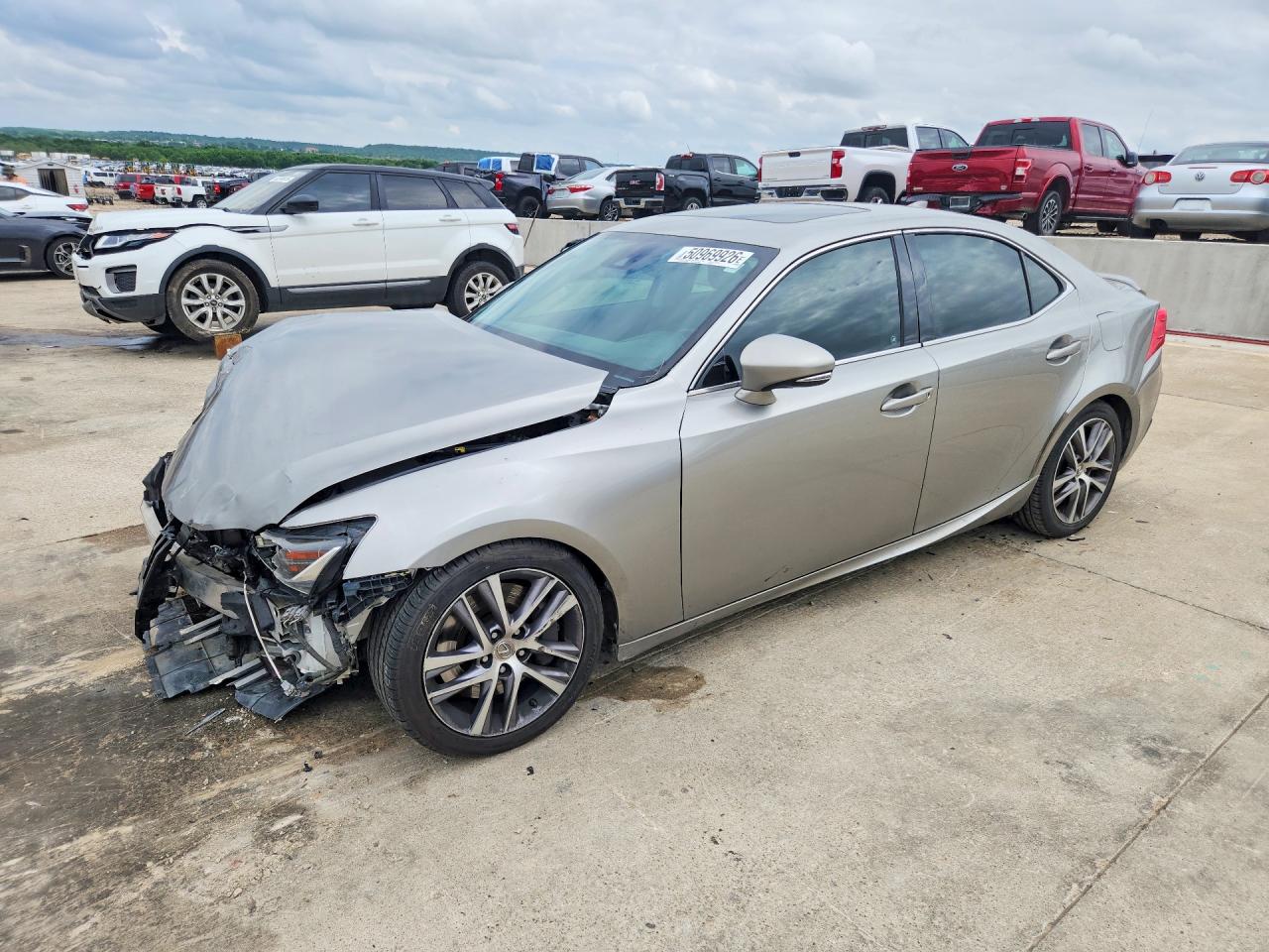 LEXUS IS 2019 — 2