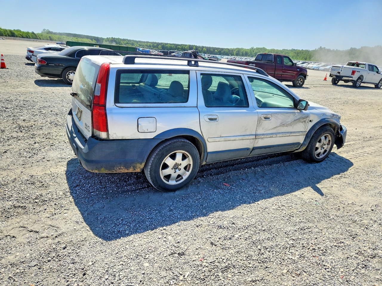 VOLVO XC70 2003 — 4