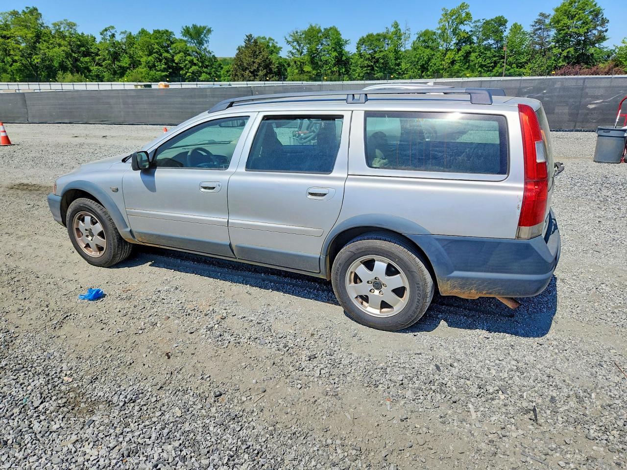 VOLVO XC70 2003 — 3