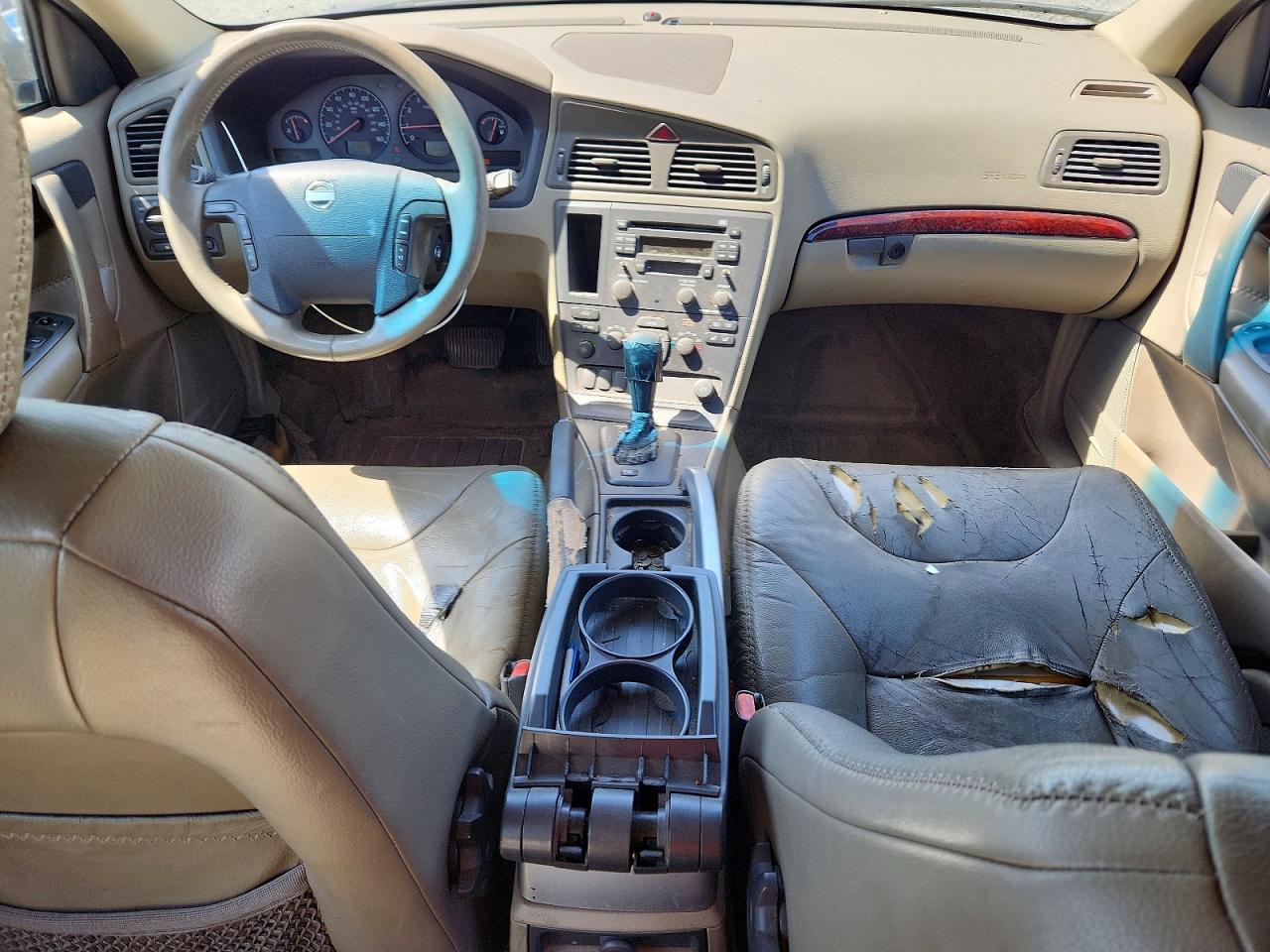 VOLVO XC70 2003 — 9