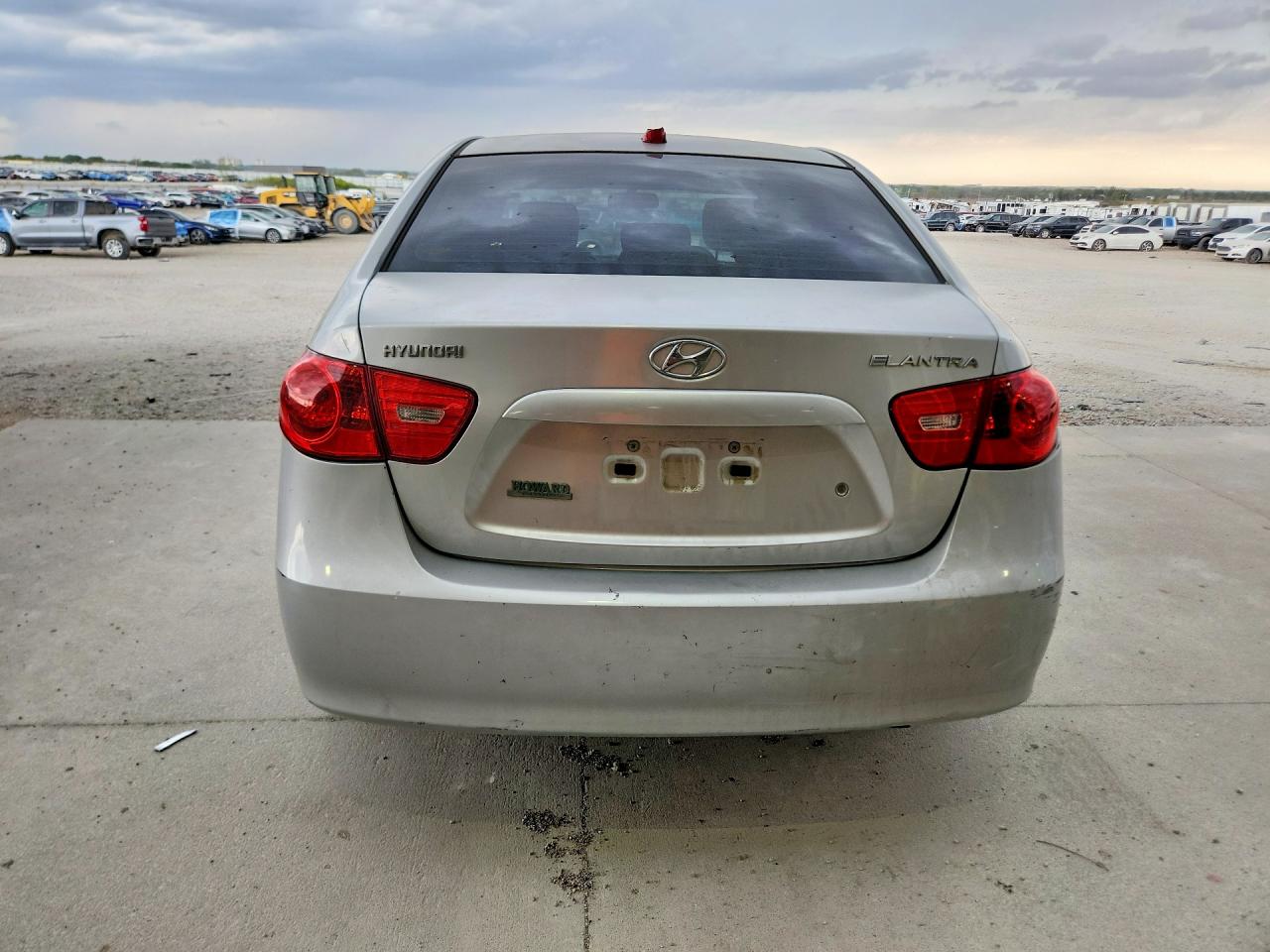 HYUNDAI ELANTRA 2008 — 7