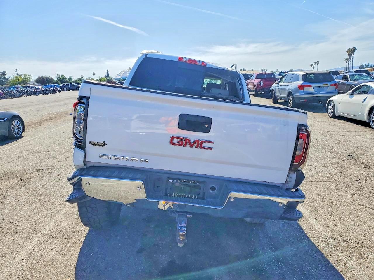 GMC SIERRA 2018 — 7
