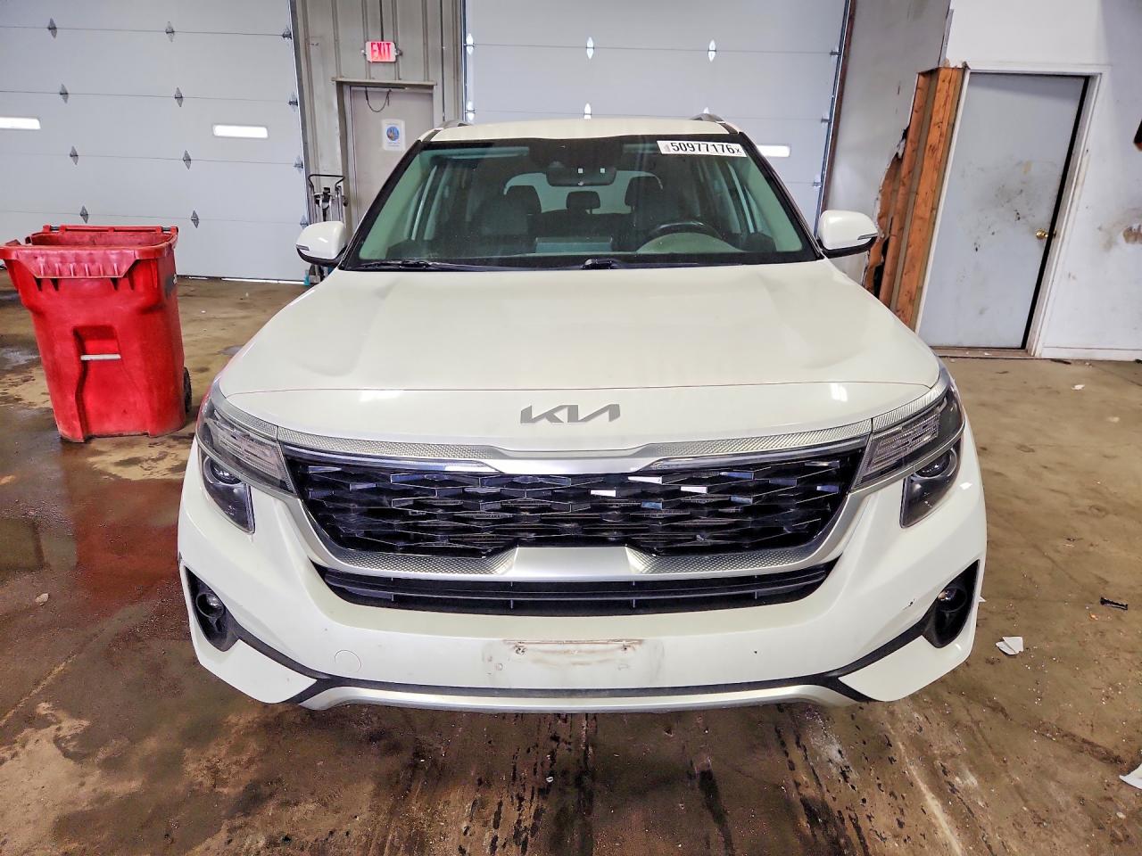 KIA SELTOS 2023 — 6