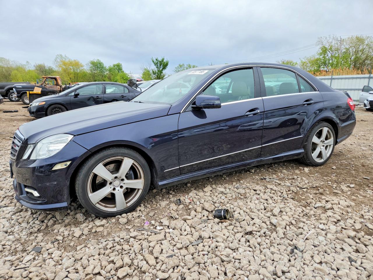 MERCEDES-BENZ E 2011 — 2