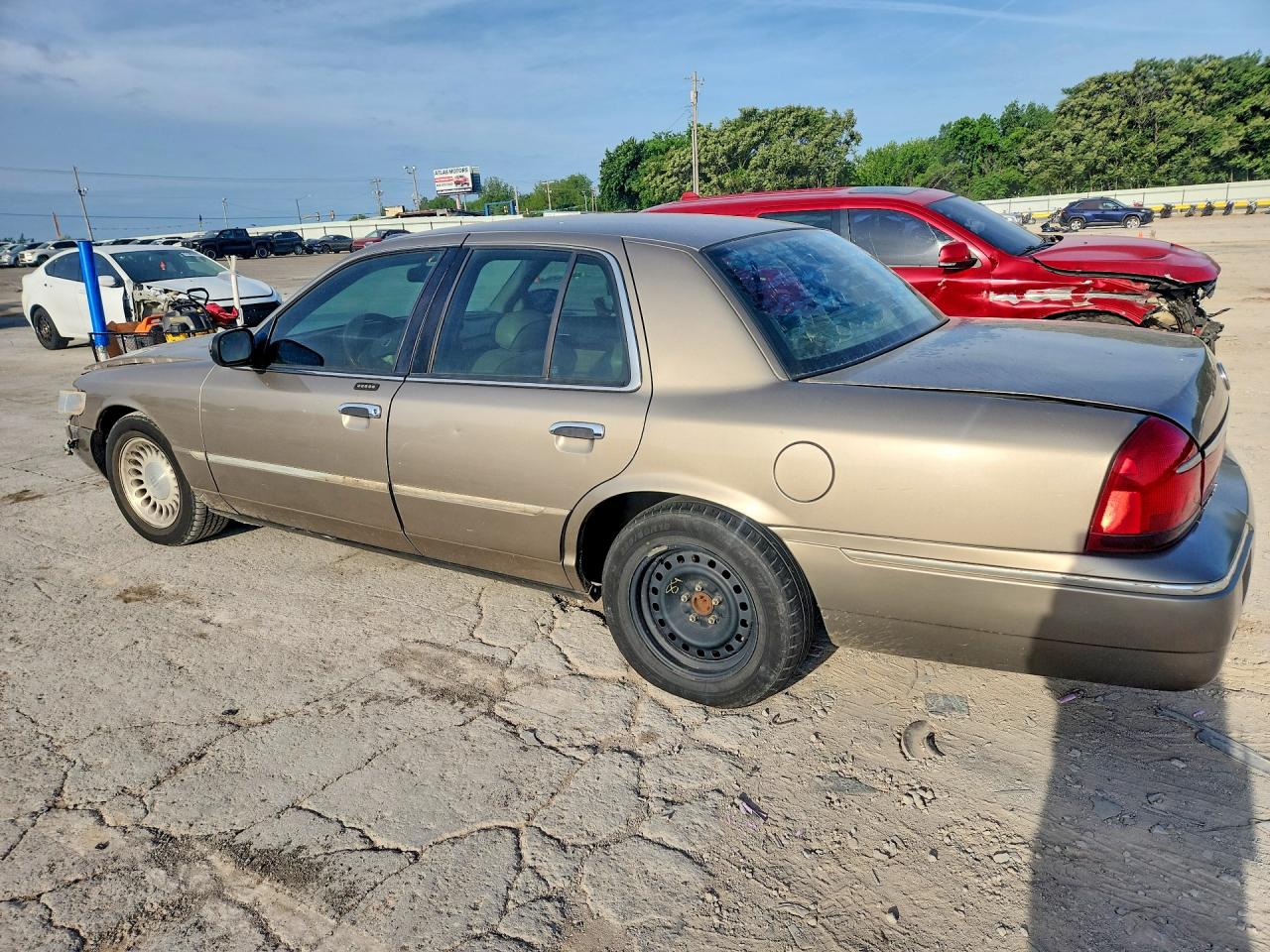 MERCURY GRAND MARQUIS 2002 — 3