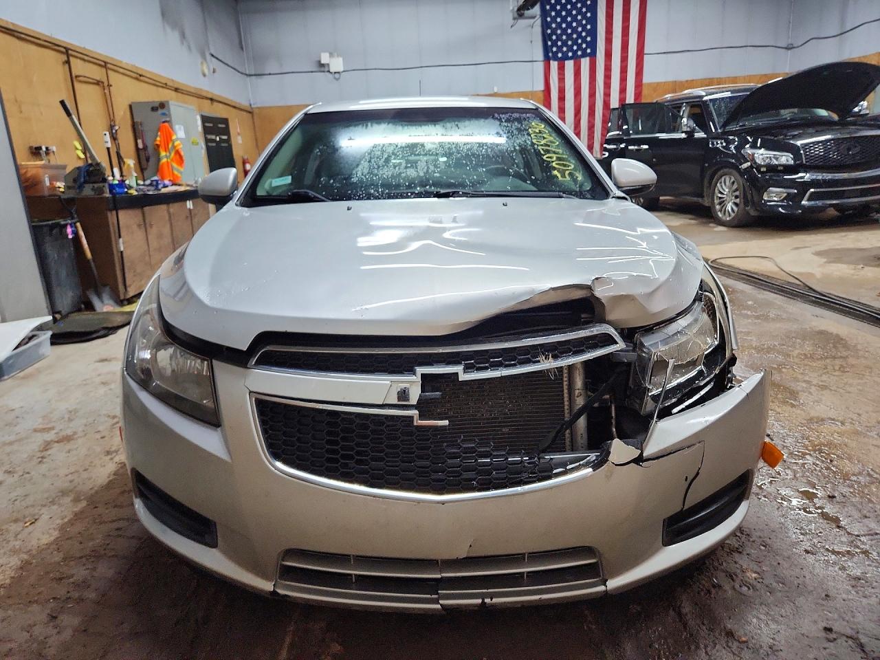 CHEVROLET CRUZE 2011 — 6