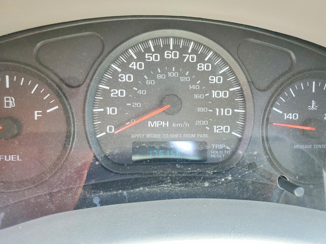 CHEVROLET IMPALA 2004 — 10