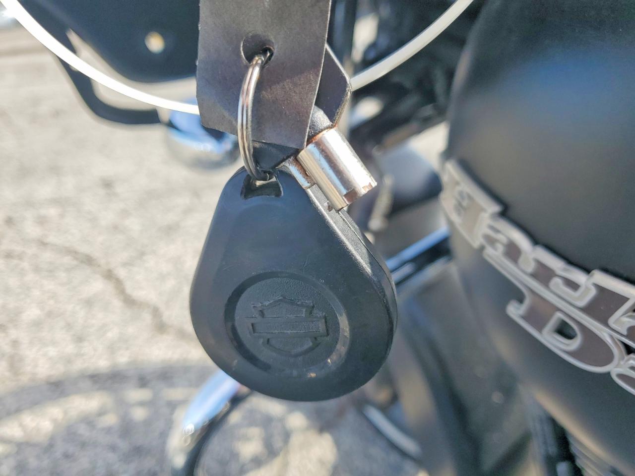 HARLEY-DAVIDSON FLHX 2017 — 9